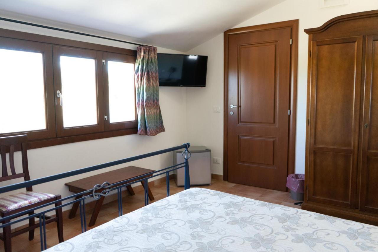 B&B 4 Stagioni Dattilo Экстерьер фото